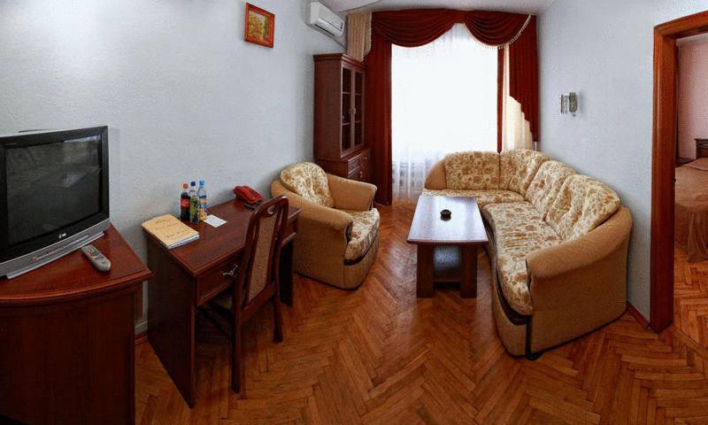Kremin Hotel Krzemieńczuk Zewnętrze zdjęcie