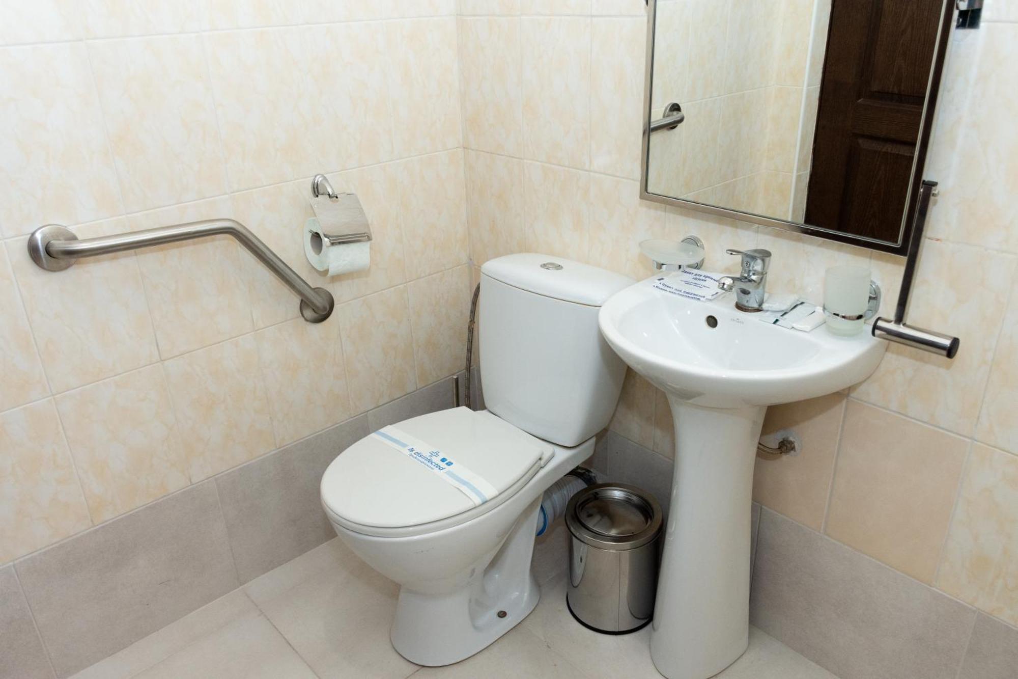 Kremin Hotel Krzemieńczuk Zewnętrze zdjęcie