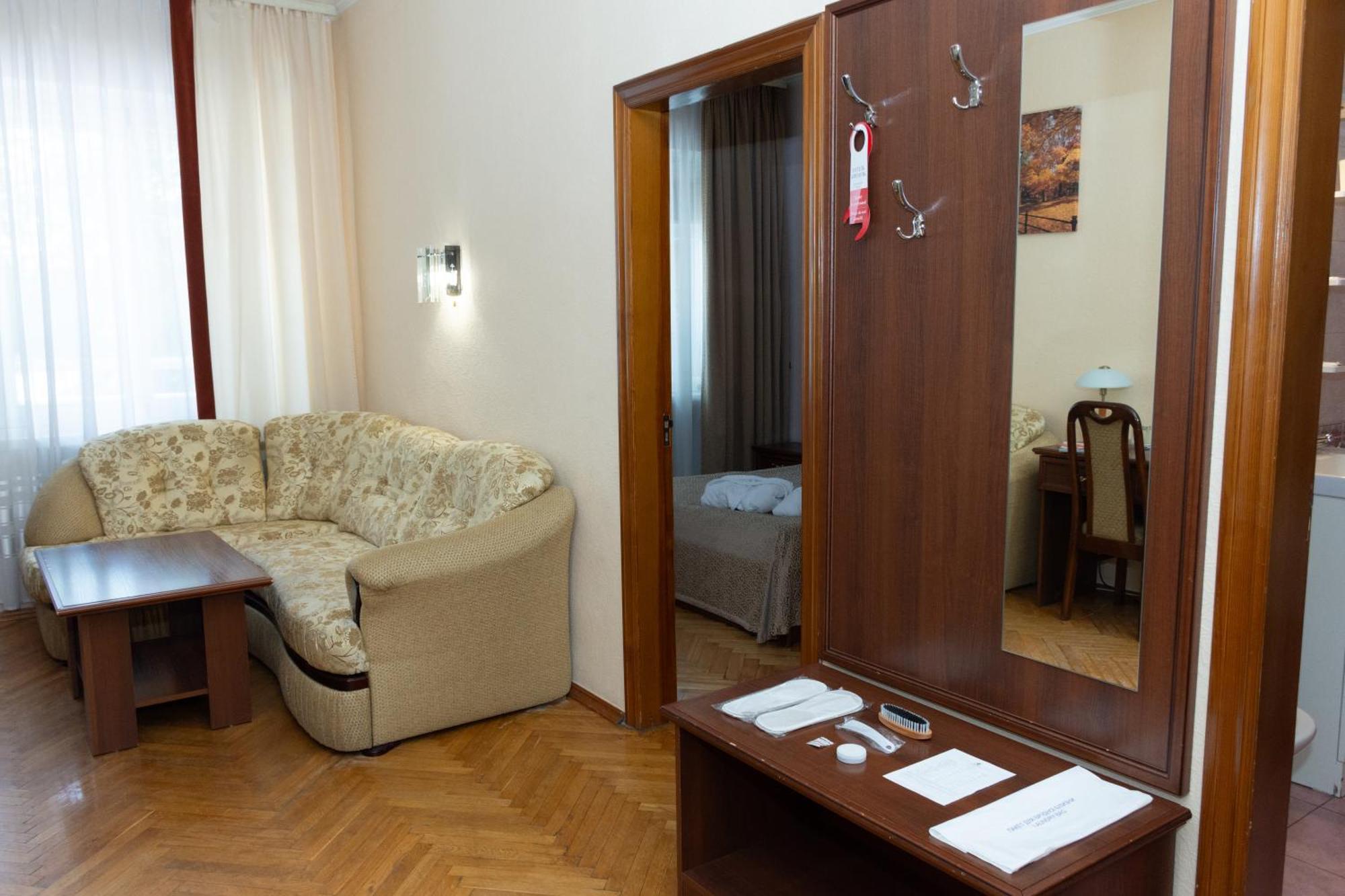 Kremin Hotel Krzemieńczuk Zewnętrze zdjęcie