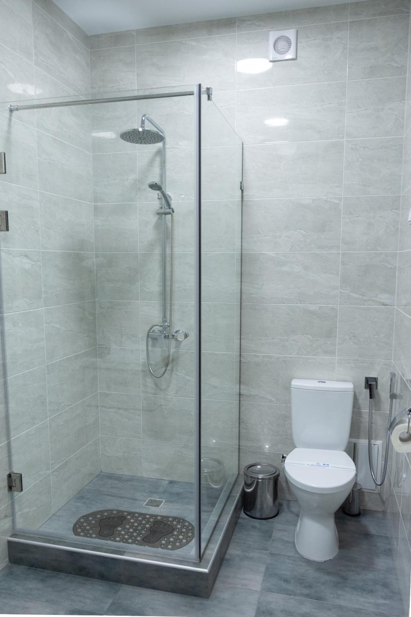 Kremin Hotel Krzemieńczuk Zewnętrze zdjęcie