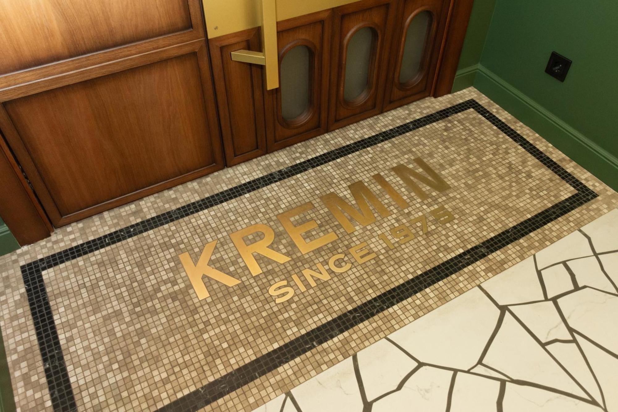 Kremin Hotel Krzemieńczuk Zewnętrze zdjęcie