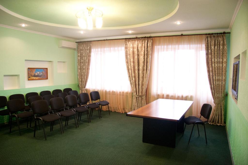 Kremin Hotel Krzemieńczuk Zewnętrze zdjęcie
